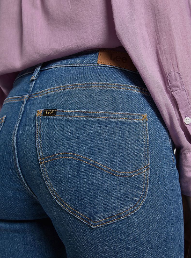Jeans Slim Fit Tiro Medio Cierre Metálico-2