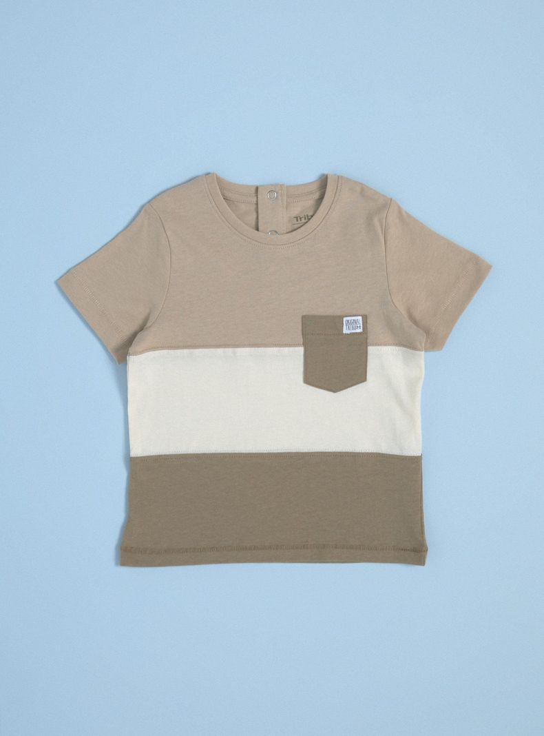 Polera Bloques de Color y Bolsillo Parche-0