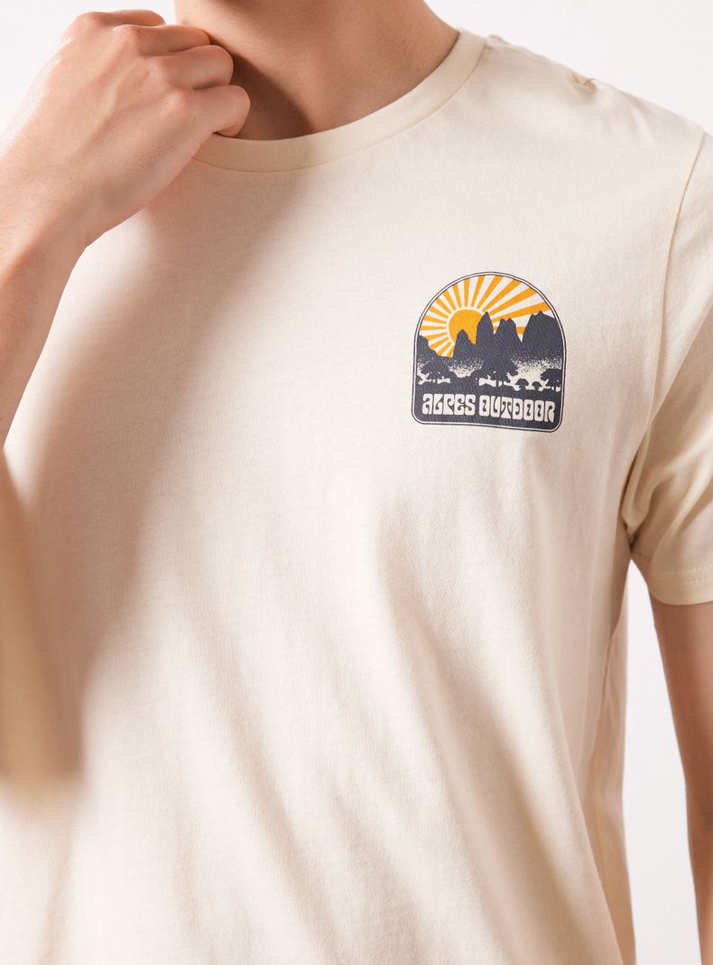 Polera Grafica Estampado Espalda-3