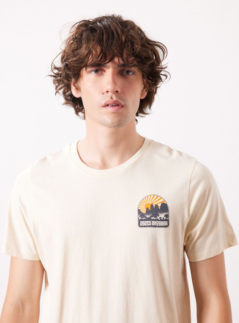 Polera Grafica Estampado Espalda-2