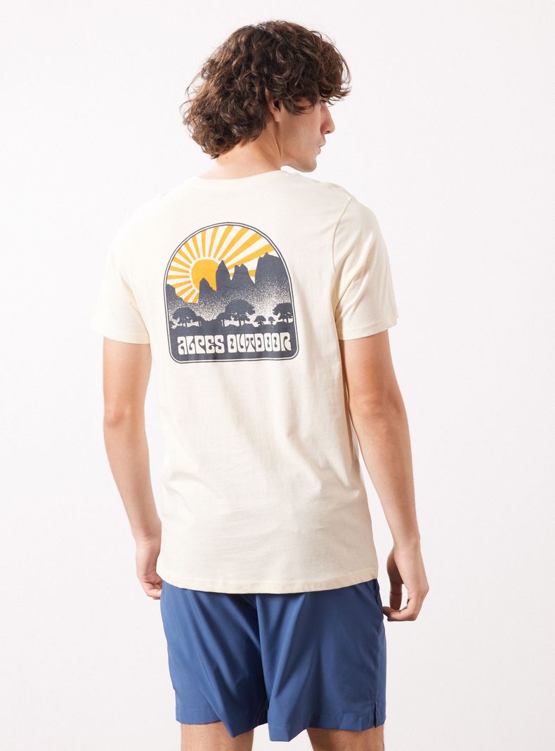 Polera Grafica Estampado Espalda-1