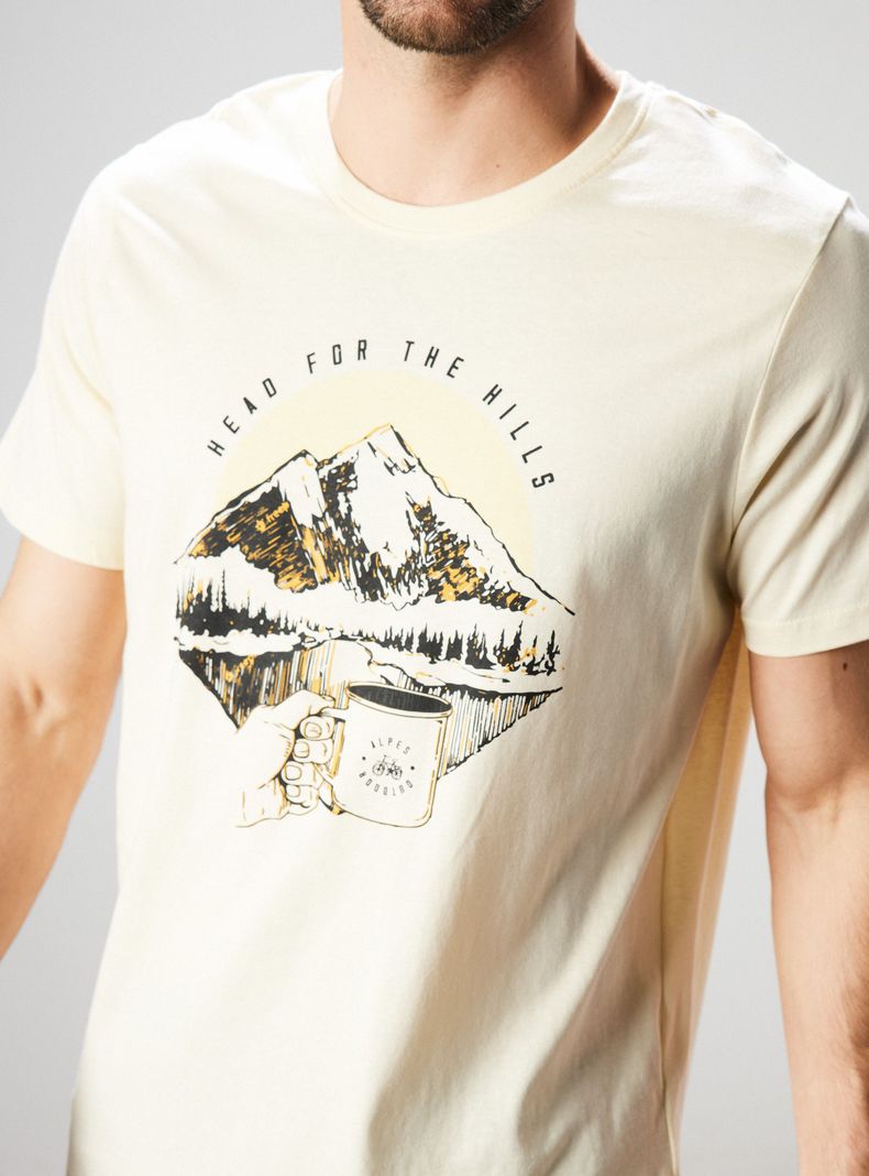 Polera Mountain Life Estampados-3