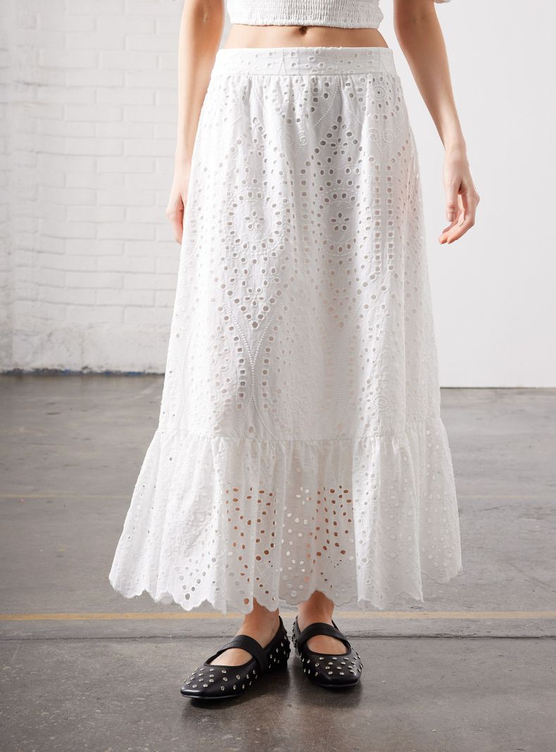 Falda Broderie