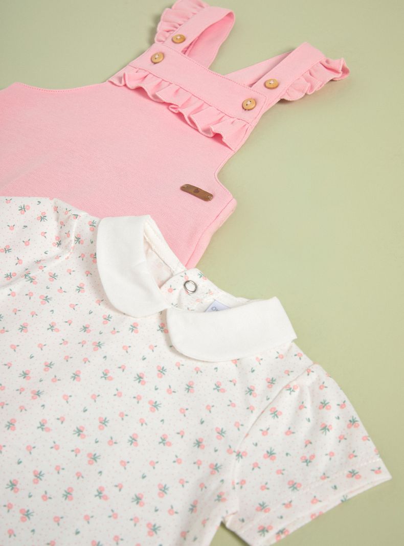 Conjunto con Vuelos en los Hombros y Polera con Cuello Bebé-2