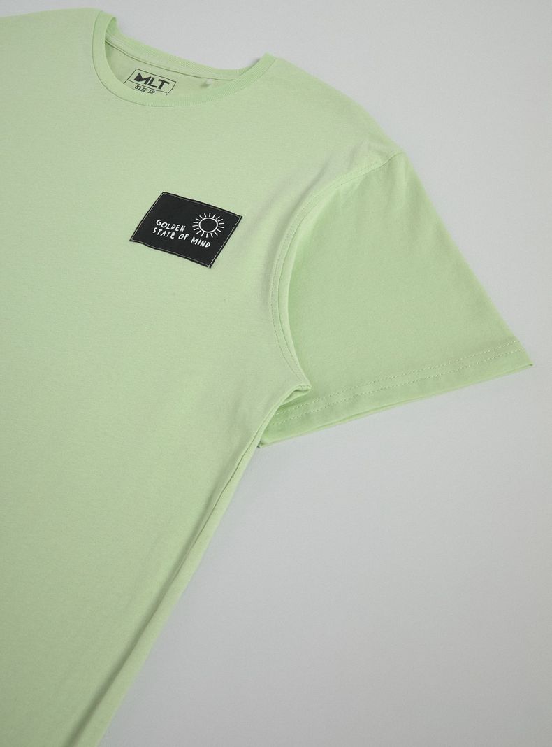 Polera Parche en el Pecho-2