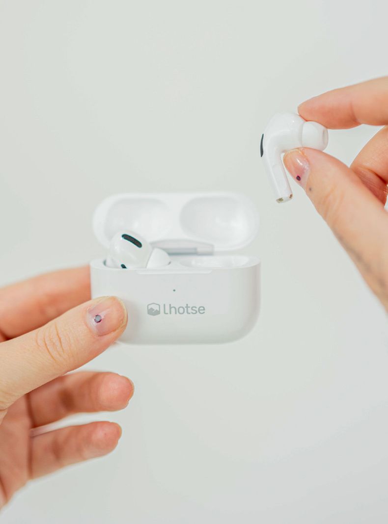 Audífonos Bluetooth Inalámbrico RM7 Pro Blanco-5