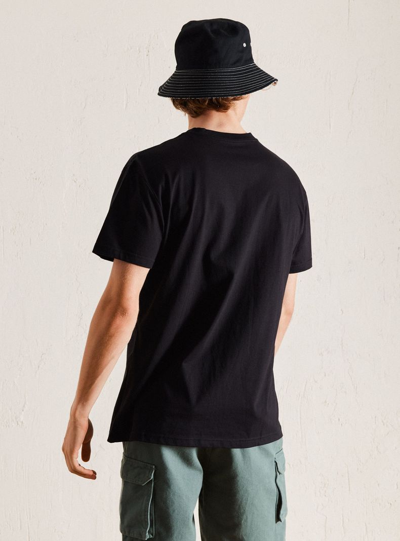 Polera Cuello Redondo Icono-1