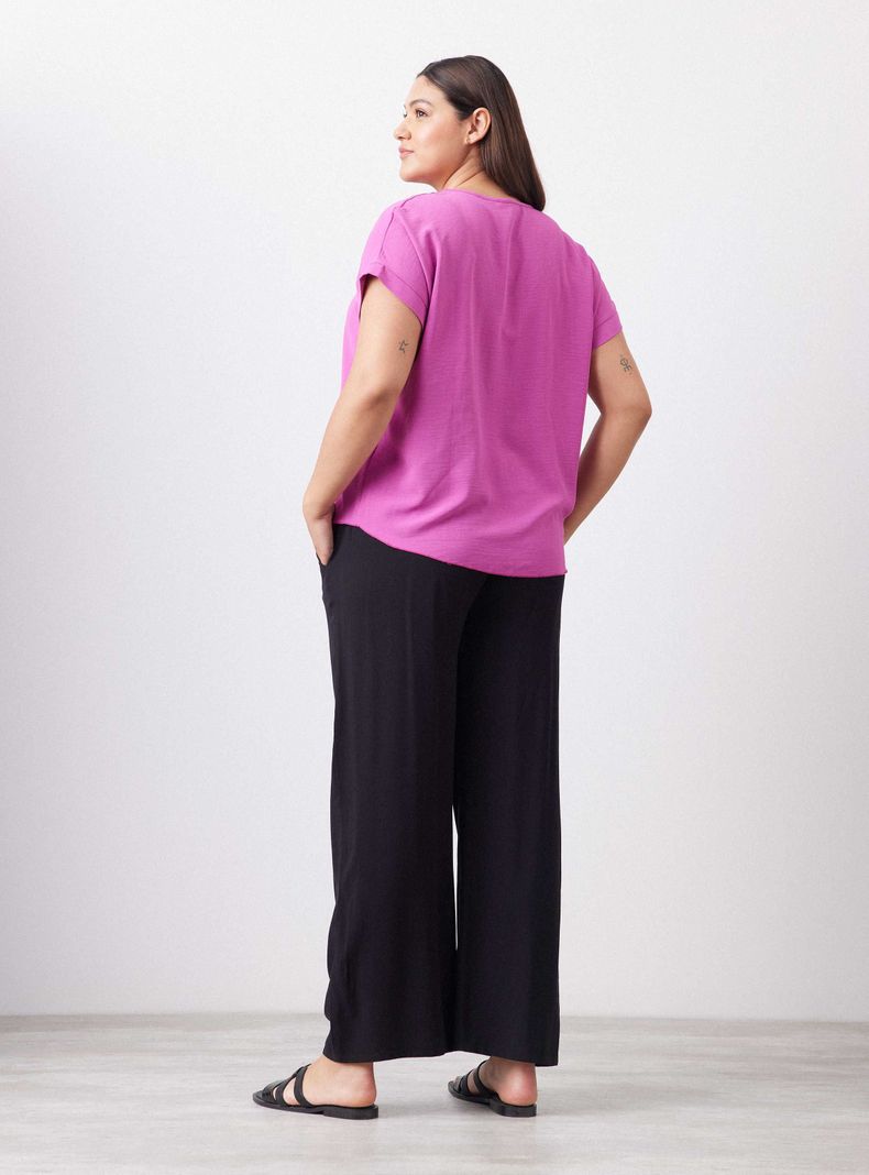 Blusa Cuello V con Pinza en Escote-5