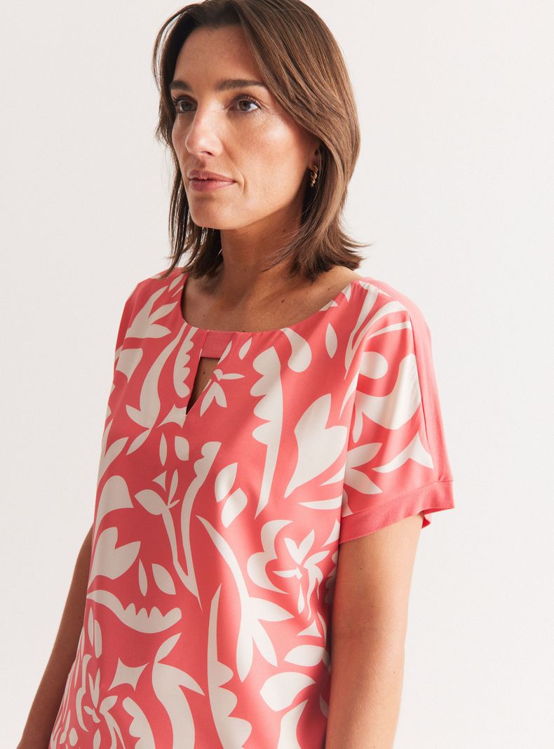 Polera Mix Telas Cut-Out en Escote-2