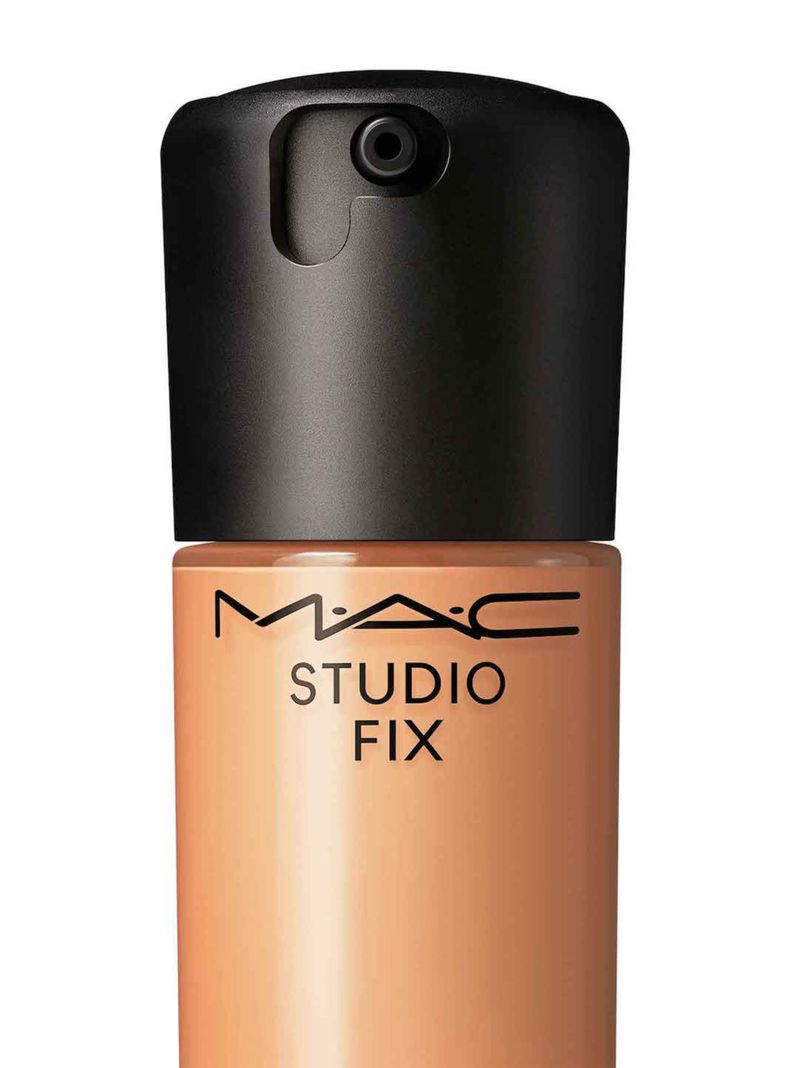 Base de Maquillaje M·A·C Studio Fix Fluid SPF 15 24HR Matte Foundation NC25-2