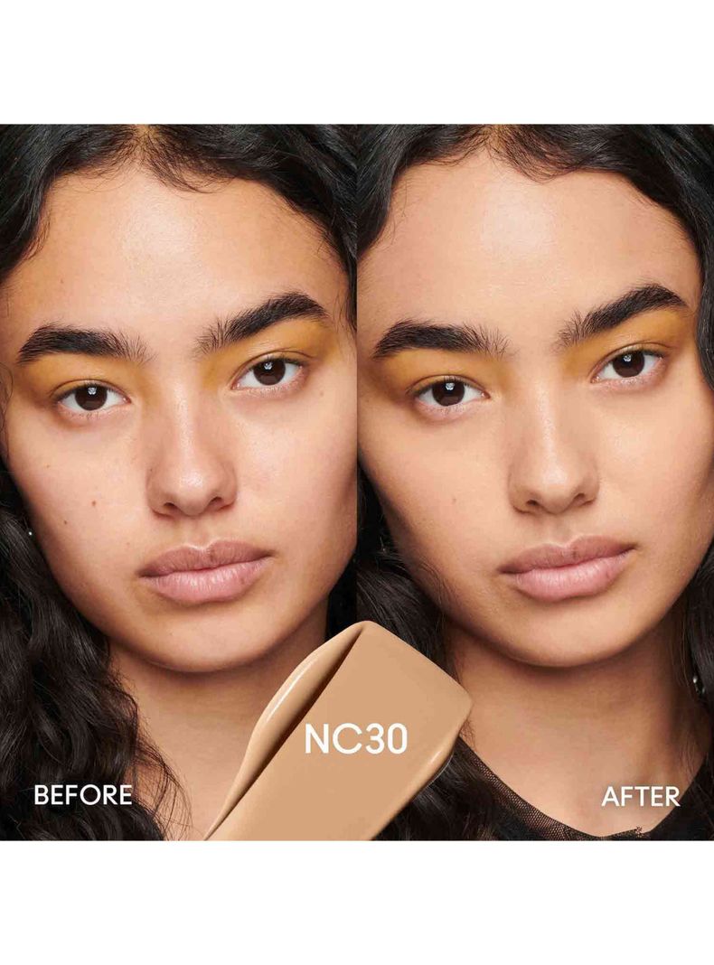 Base de Maquillaje M·A·C Studio Fix Fluid SPF 15 24HR Matte Foundation NC30-3