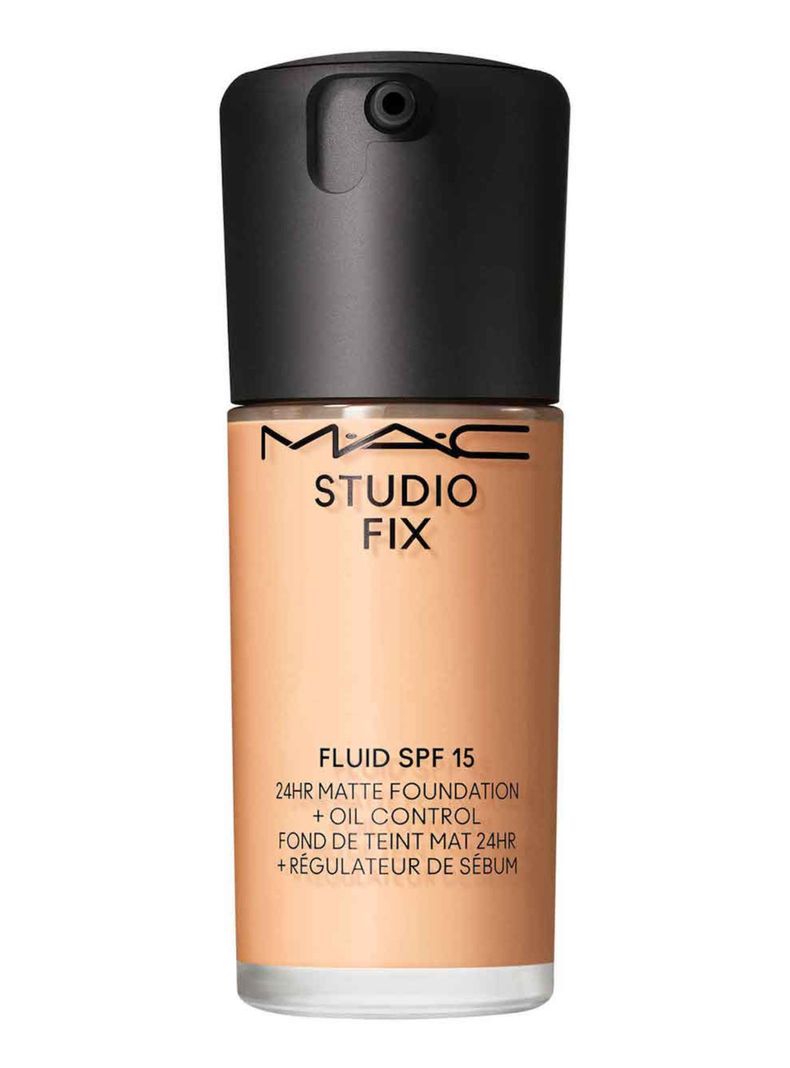 Base de maquillaje M·A·C Studio Fix Fluid SPF 15 24HR Matte Foundation NC18-0