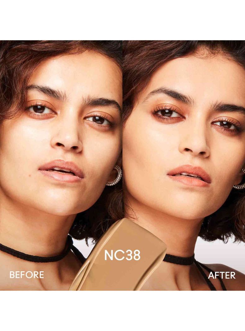 Base de Maquillaje M·A·C Studio Fix Fluid SPF 15 24HR Matte Foundation NC38-3