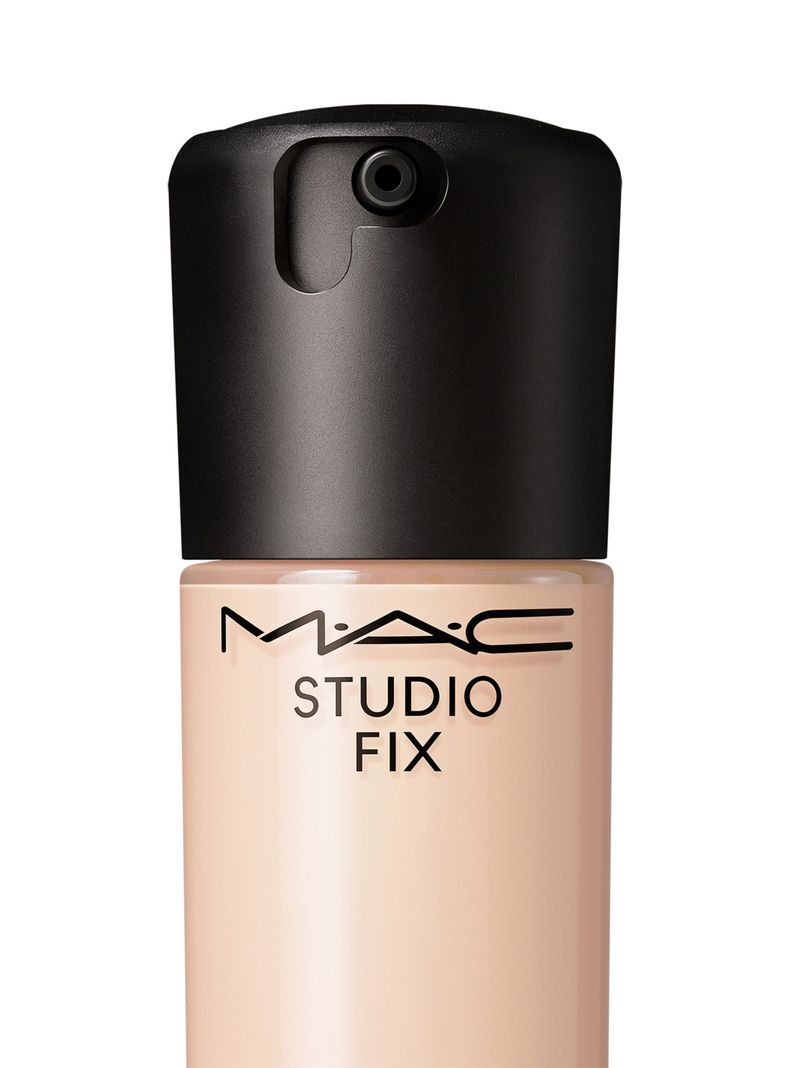 Base de Maquillaje M·A·C Studio Fix Fluid SPF 15 24HR Matte Foundation NW5-2