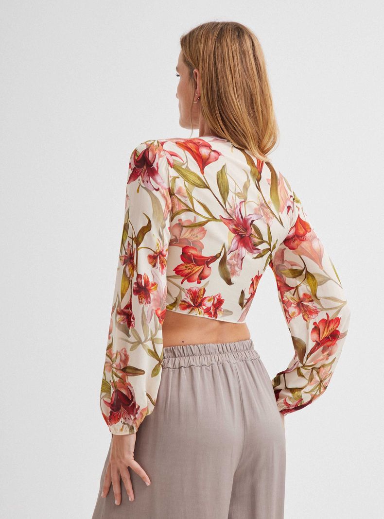 Blusa Crop Nudo Delantero Hecho en Italia-1