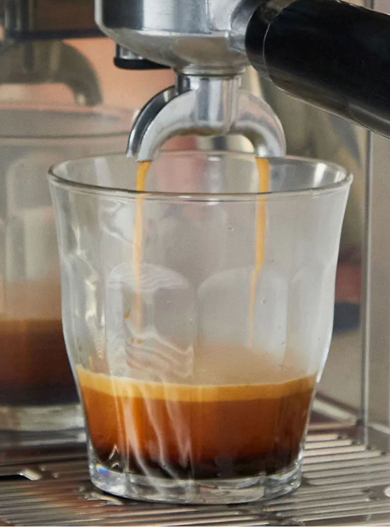 Cafetera Espresso Perfect Brew 2.8 Litros BVSTEM7400-2