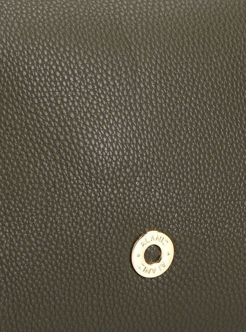 Cartera Crossbody con Argollas Metálicas-6