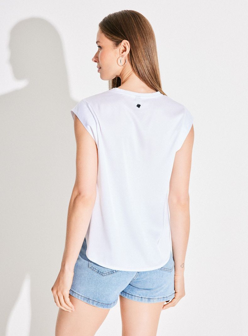 Polera Satinada Elasticada con Gráfica-1