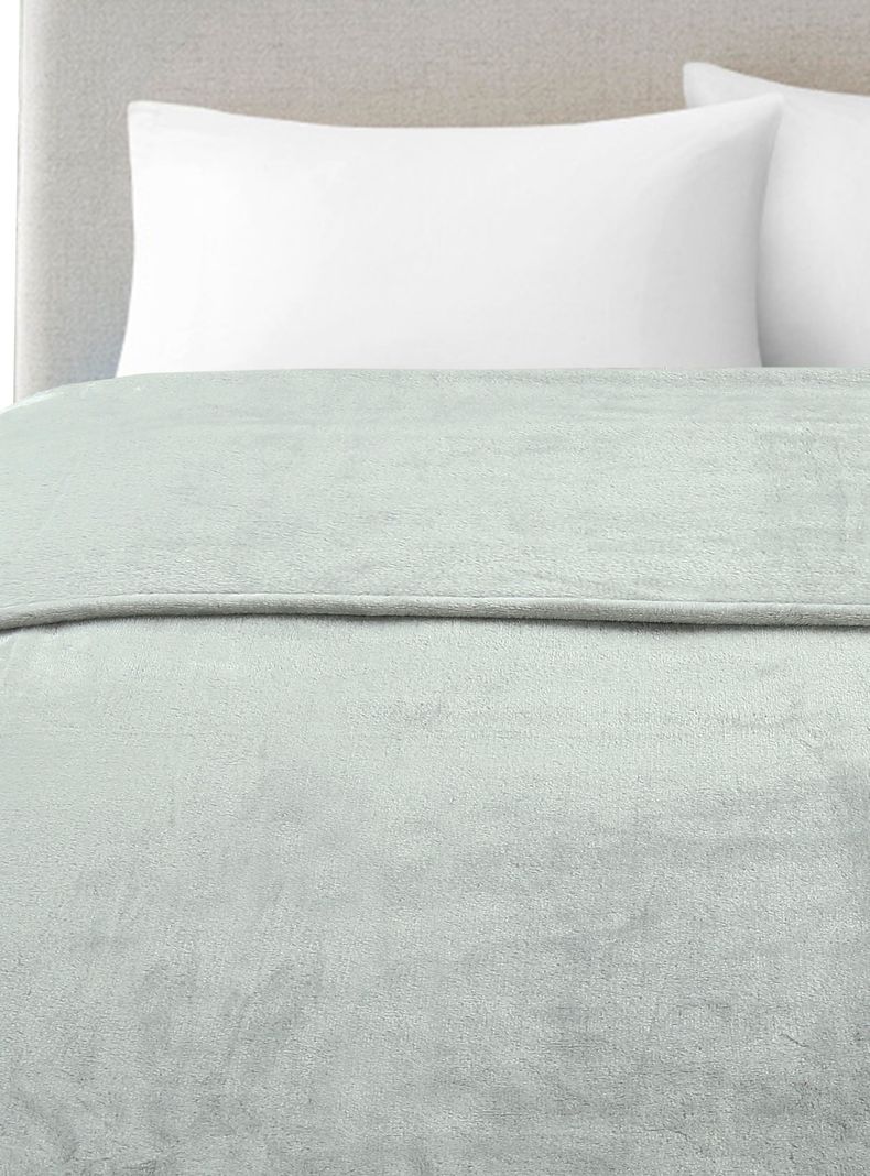 Frazada Flannel Gris 1.5 Plazas