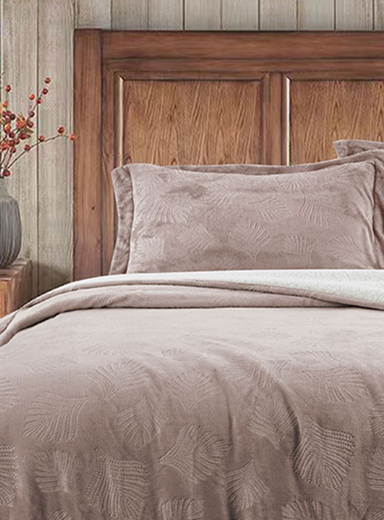 Cobertor Embossed Plum 1.5 Plazas-1