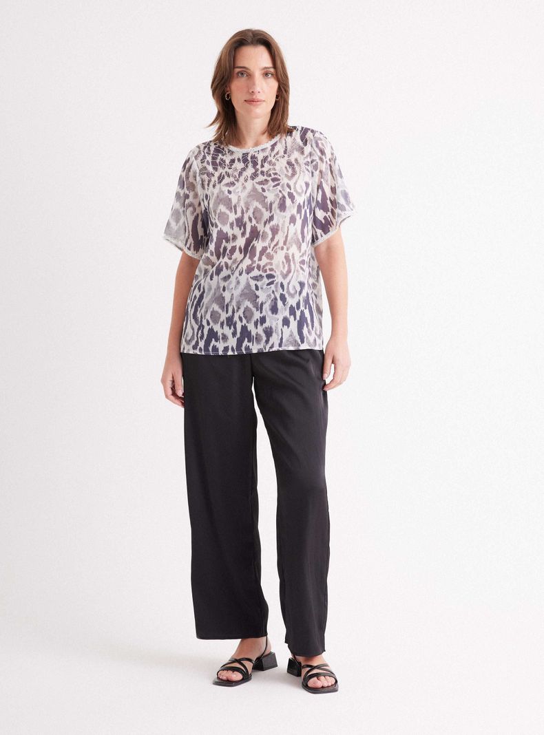 Blusa De Fiesta con Detalle Mostacillas en Escote-4