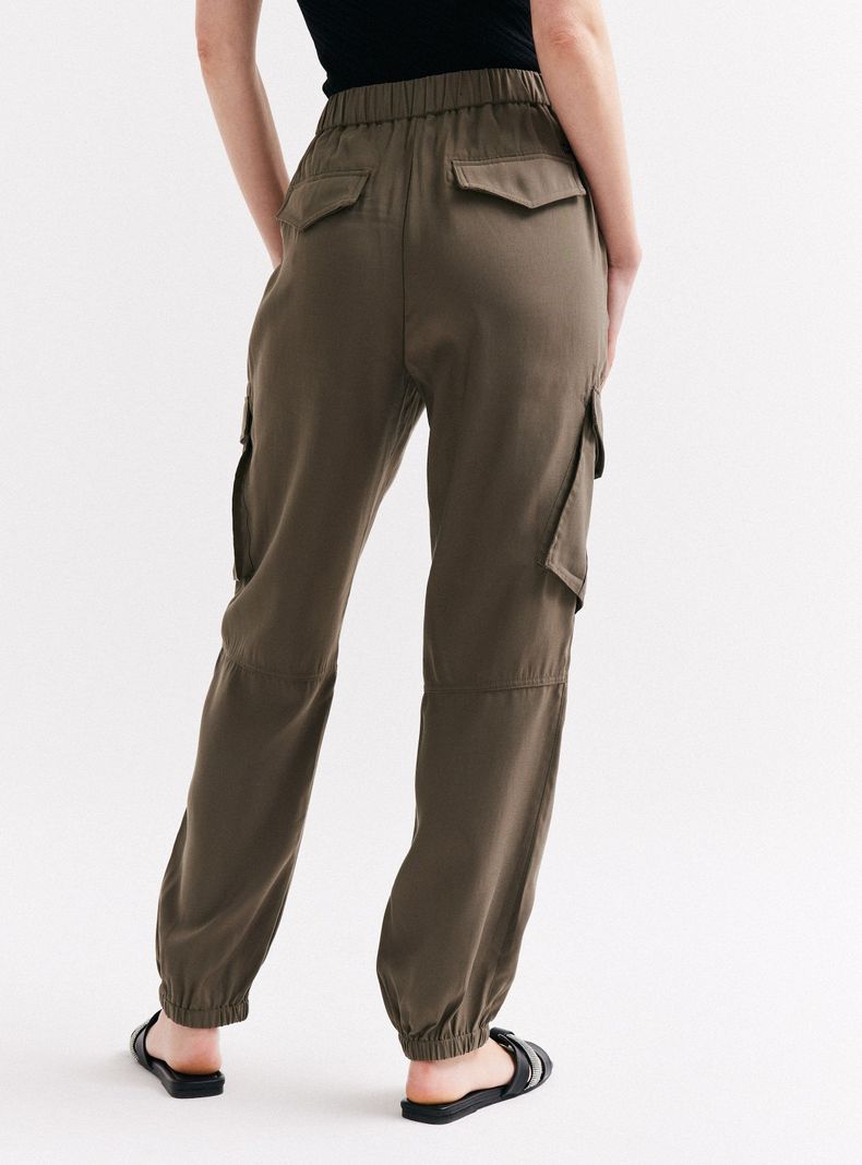 Pantalón Cargo Laterales Pretina Elasticada-1