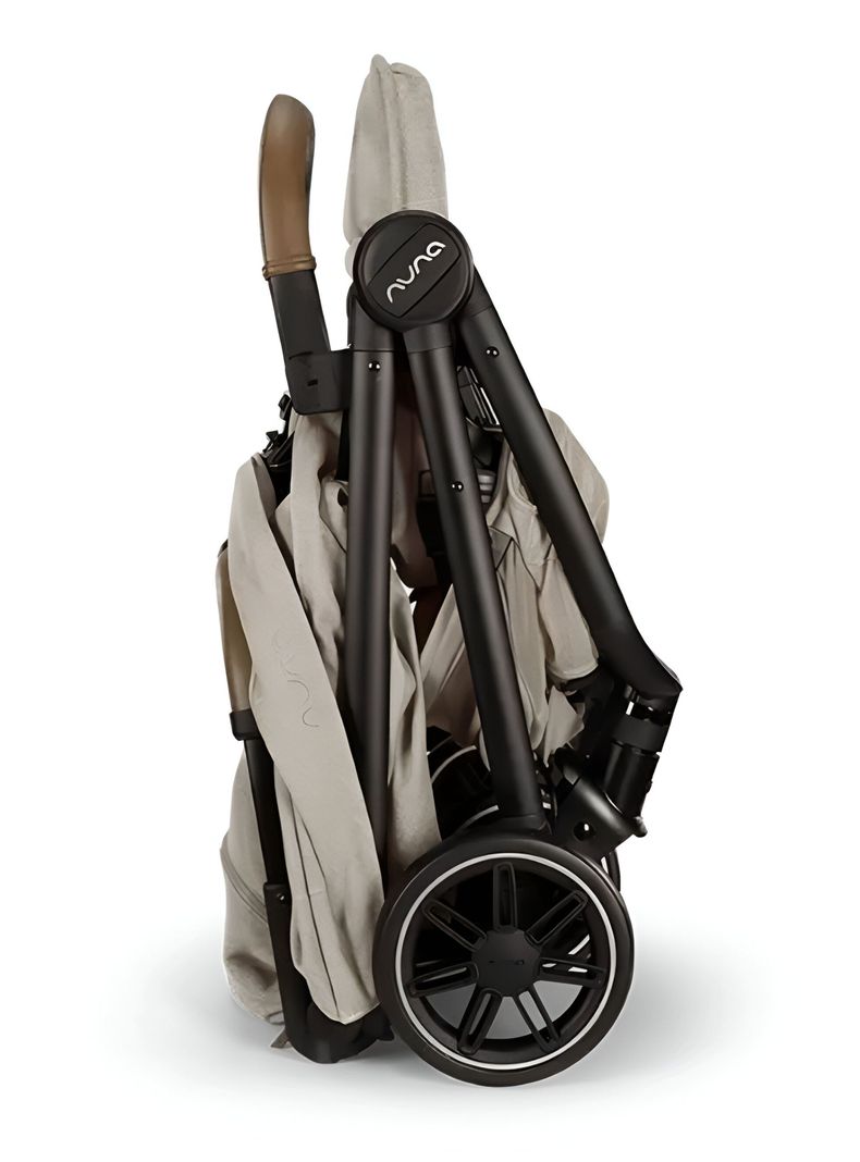 Coche Paseo TRVL Beige Nuna-3