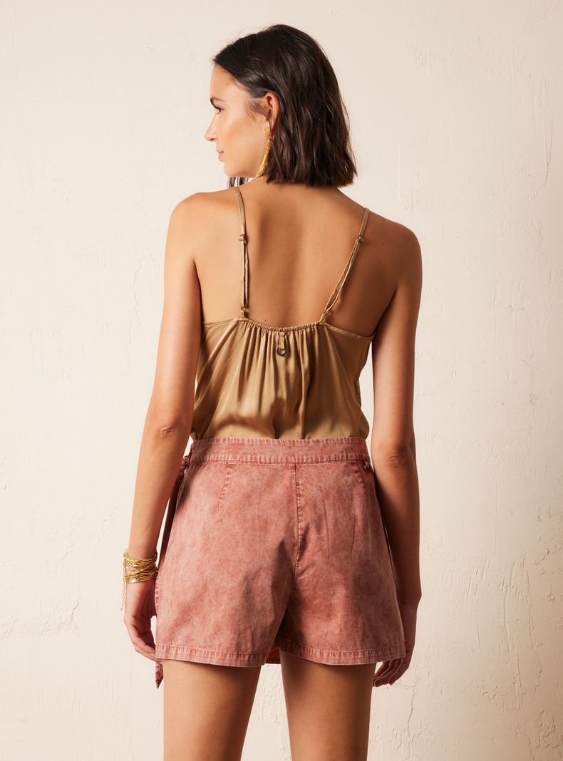Short Tipo Skort con Bordados en Paño Delantero-1