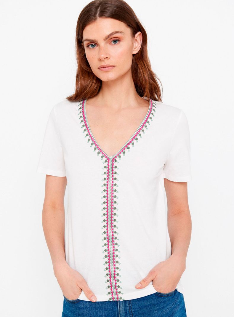 Polera Bordada Cuello V-0
