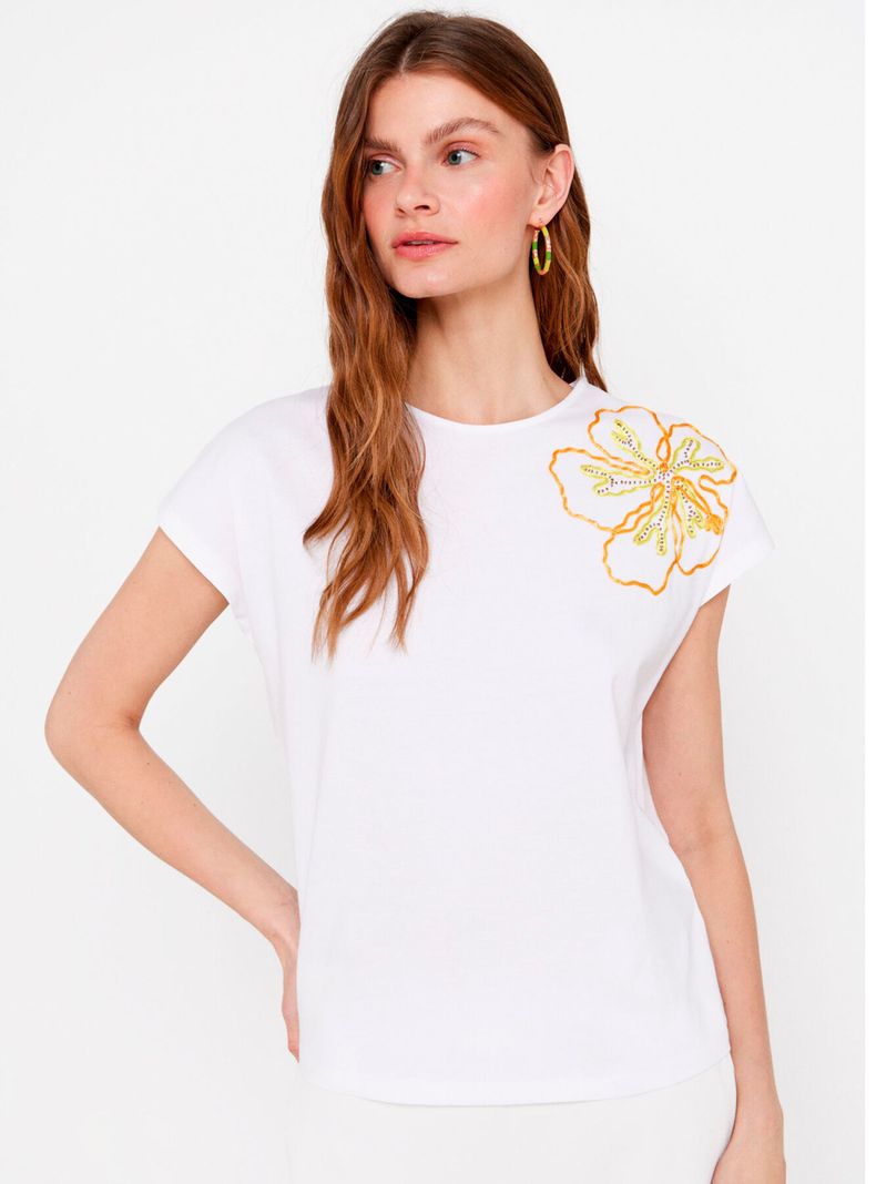 Polera Bordado Flor-0