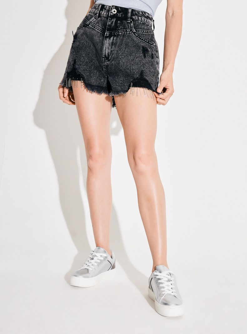 Short con Aplicación de Cadenas Strass en Destroyer-0