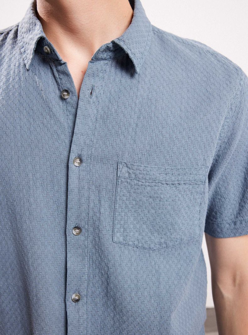 Camisa Texturada Casual Bolsillo Front-3