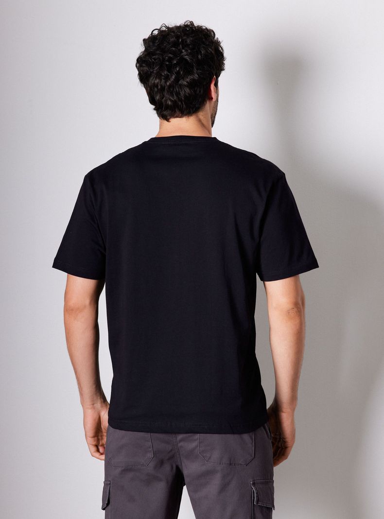 Polera Manga Corta Jersey Con Bolsillo Y Logo-1