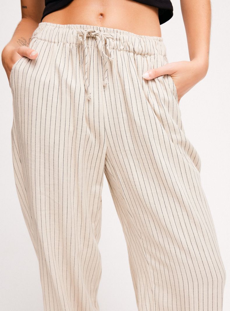 Pantalón con Bolsillos Rayas-2
