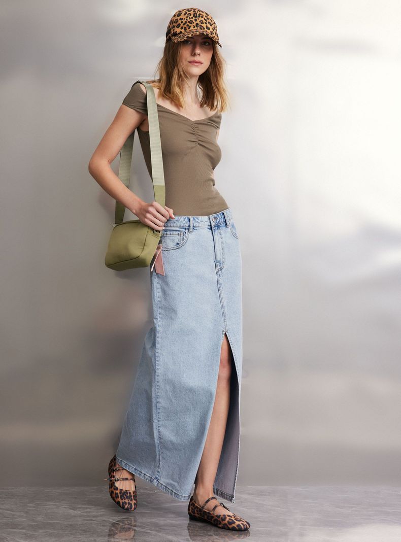 Falda Denim con Abertura Delantera-4