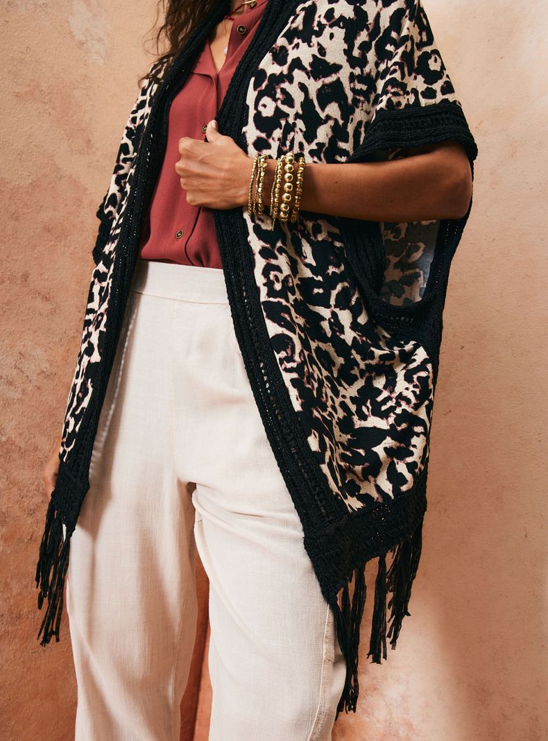 Cárdigan Estampado con Macramé en Espalda-3