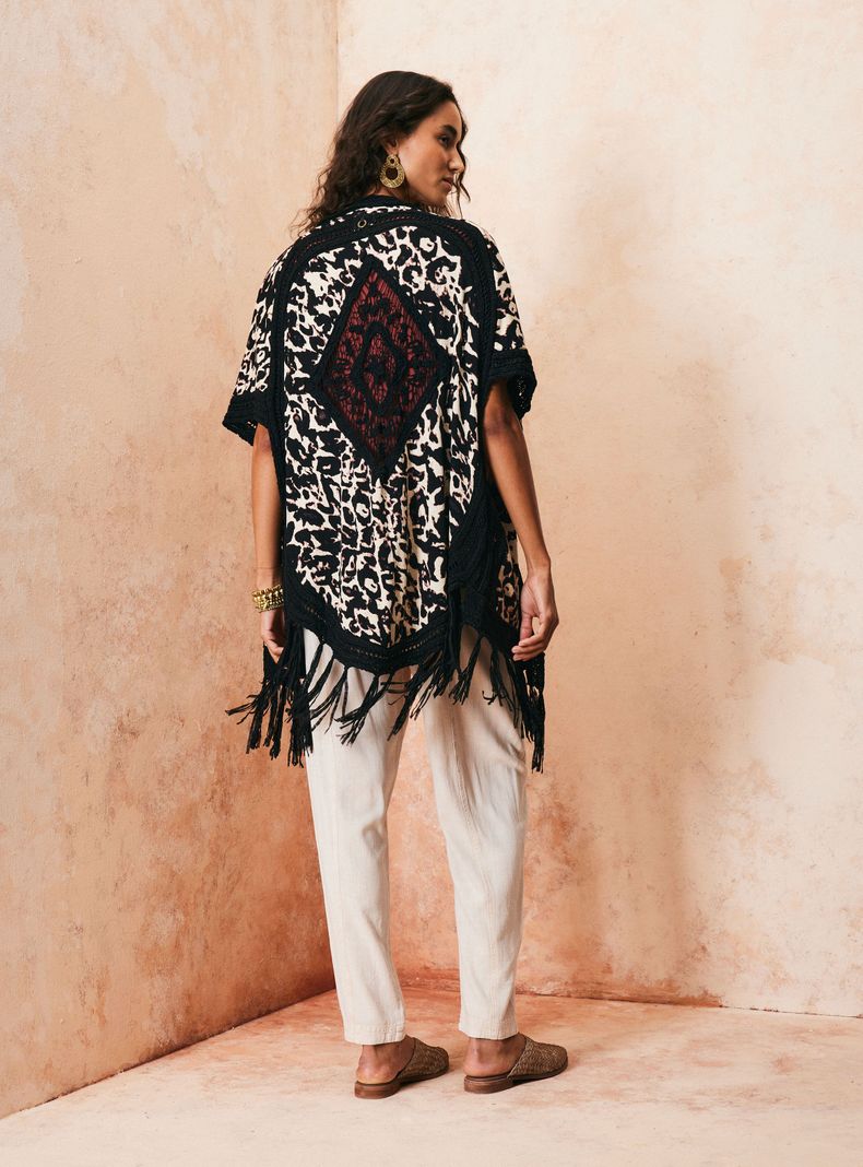 Cárdigan Estampado con Macramé en Espalda-5