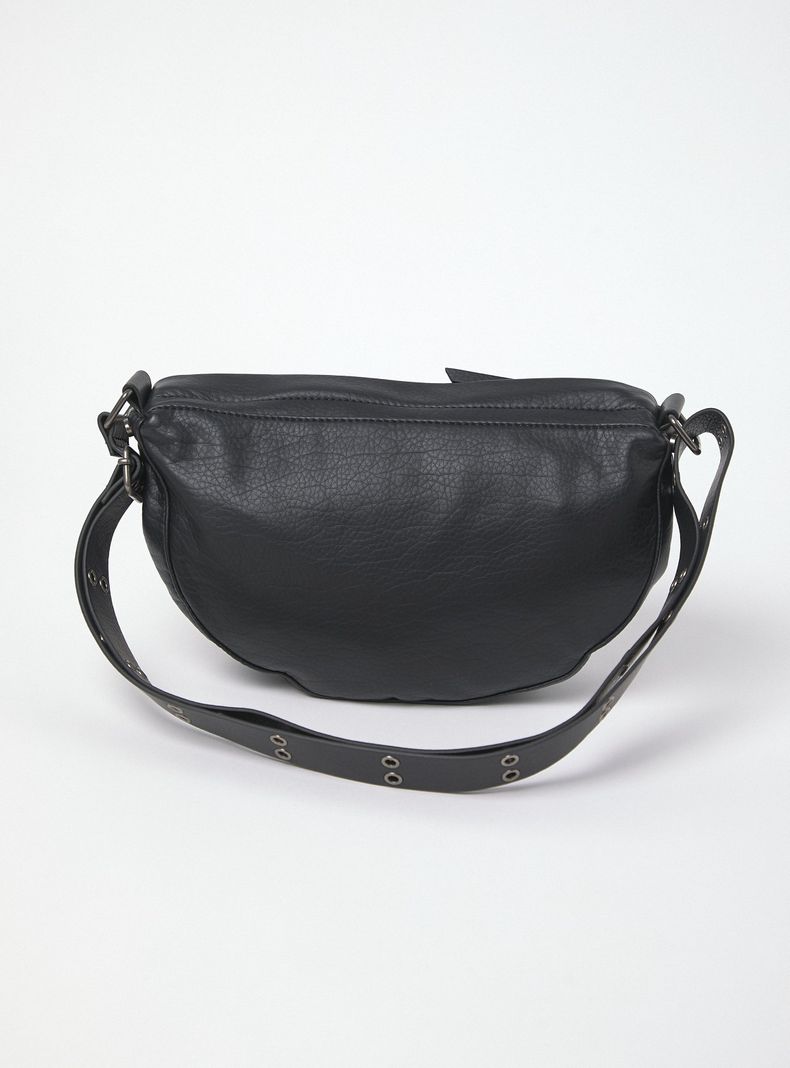 Cartera Tipo Banano Ojetillos-4
