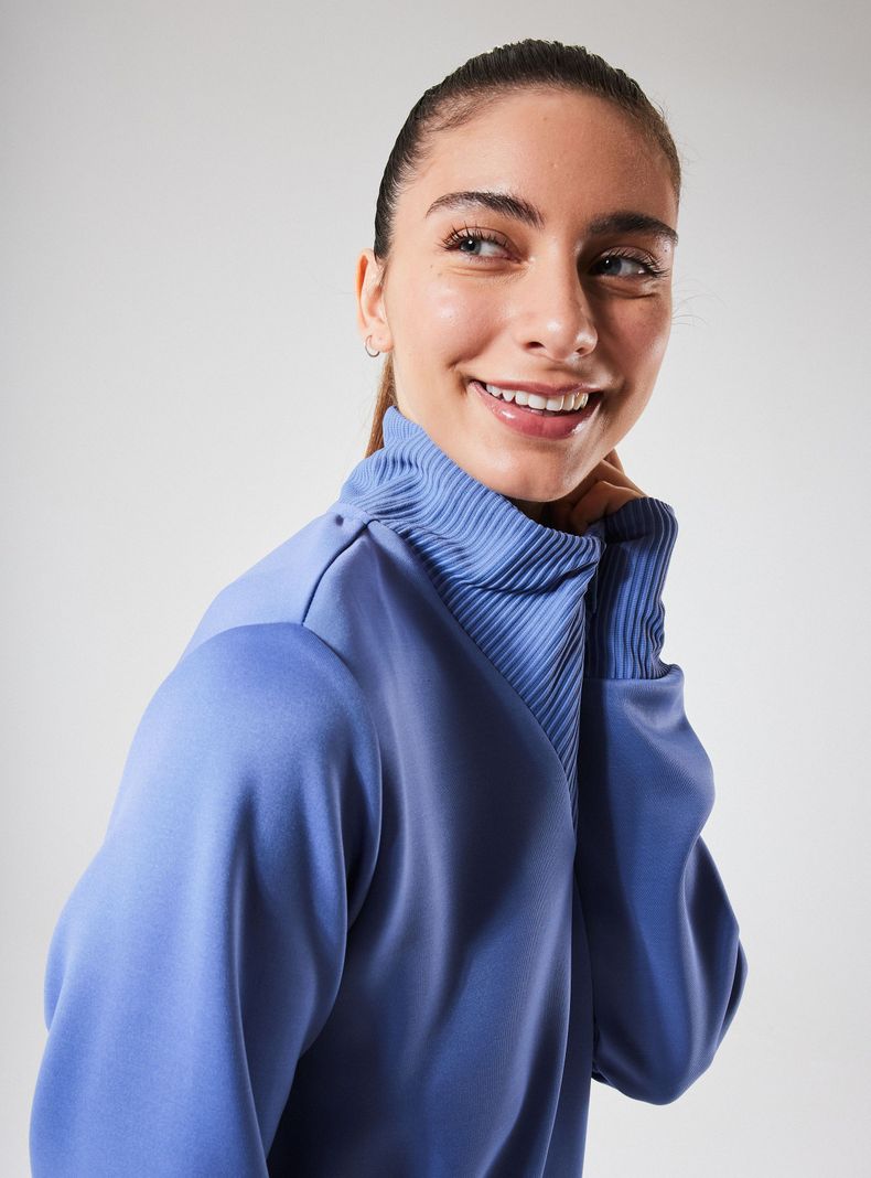 Polerón Deportivo Cuello Alto-3