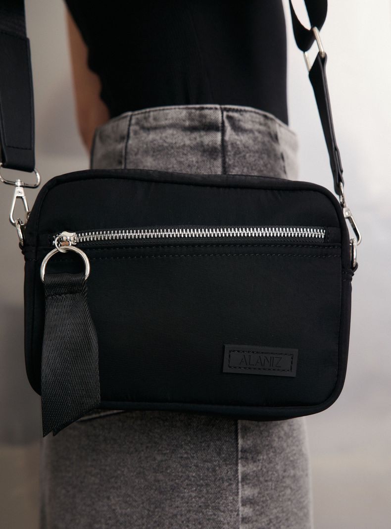 Cartera Textil con Bolsillos Cargo-1