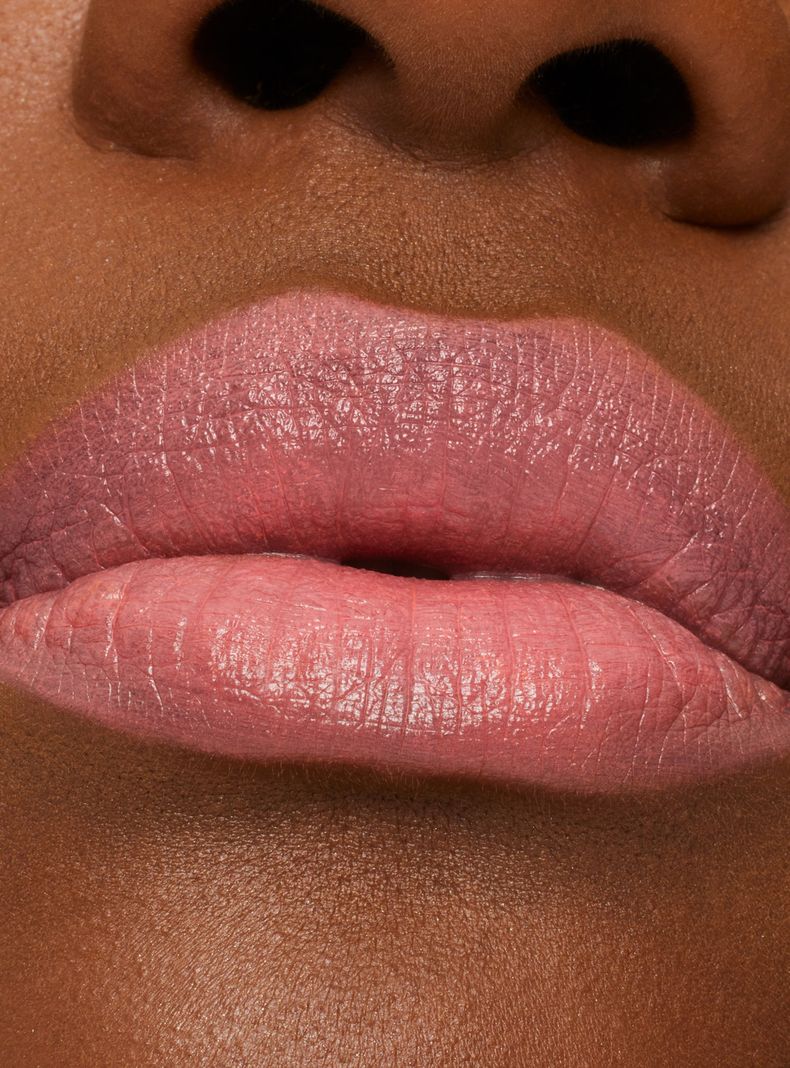 Macximal Satin Lipstick Grapefruit Pucker 3.5 g-3