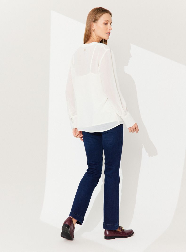 Blusa con Bordado a Tono y Forro de Polera-5