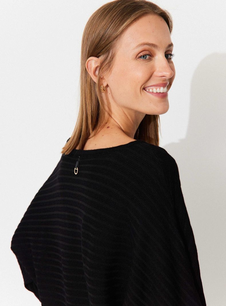 Sweater Ancho con Manga Fluida-3