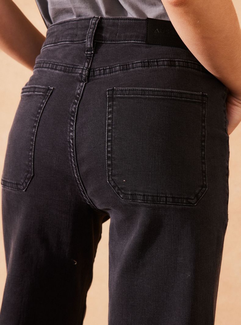 Jeans con Corte y Abertura en Bota-2