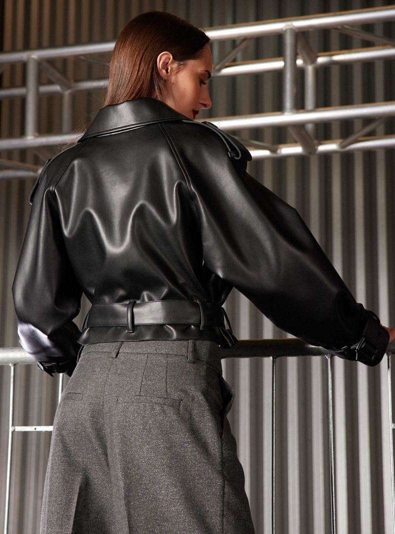 Chaqueta Crop Cuero Sintético con Cinturón-1