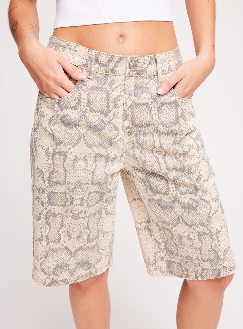Short Estampado Print Tiro Medio-2