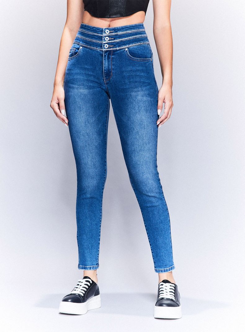 Jeans Pretina 3 Botones con Aplicaciones Strass-0