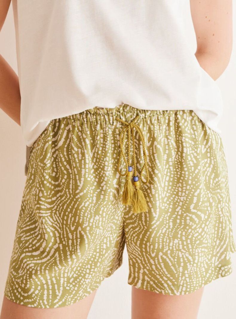 Short Verde Estampado Étnico-2