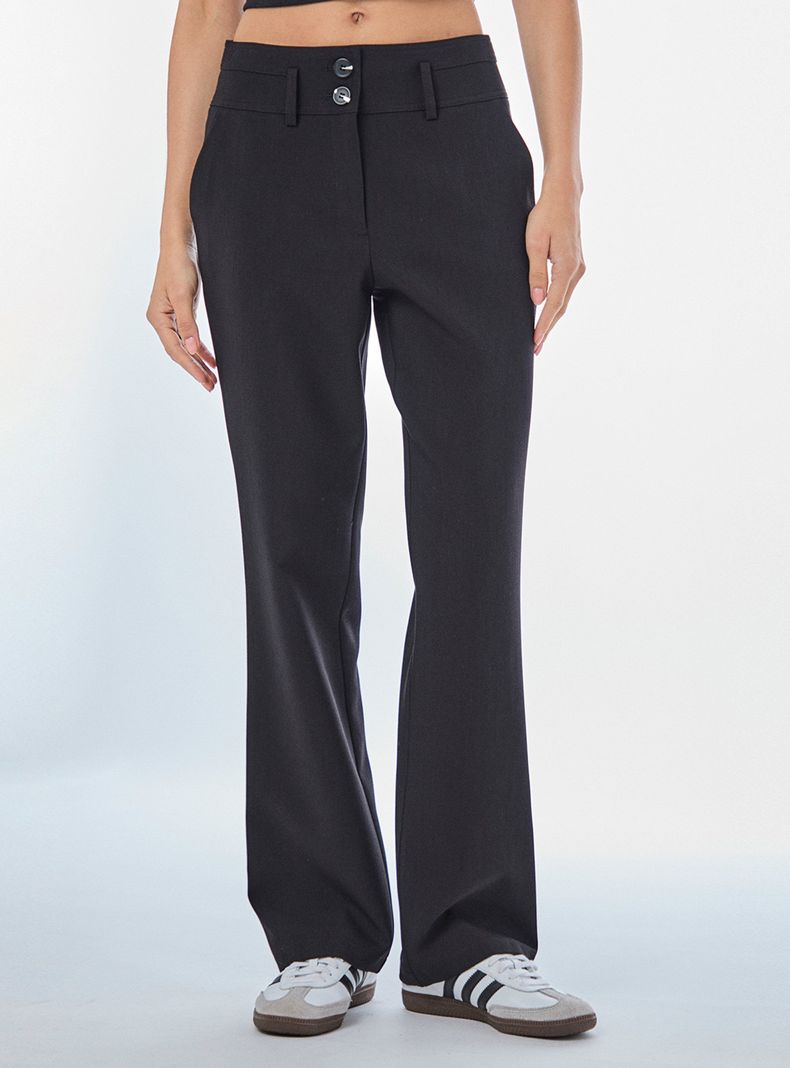 Pantalón Liso Regular Fit Básico