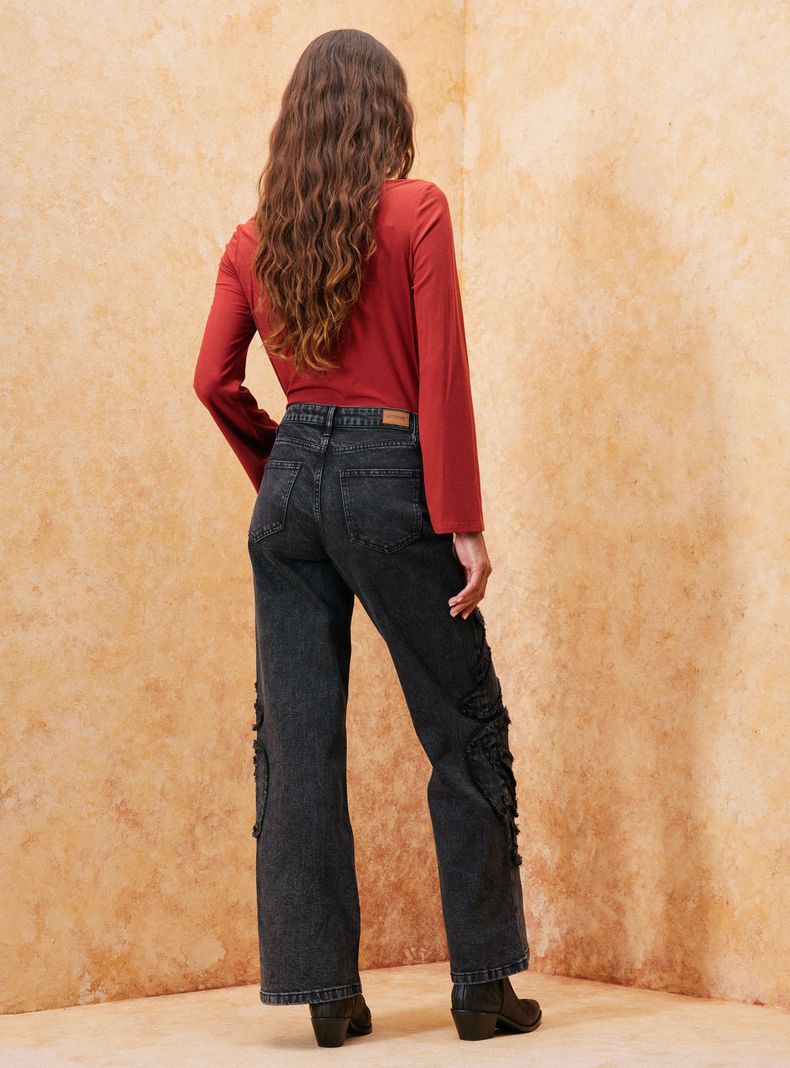 Pantalón Diseño Desflecado en Piernas-5